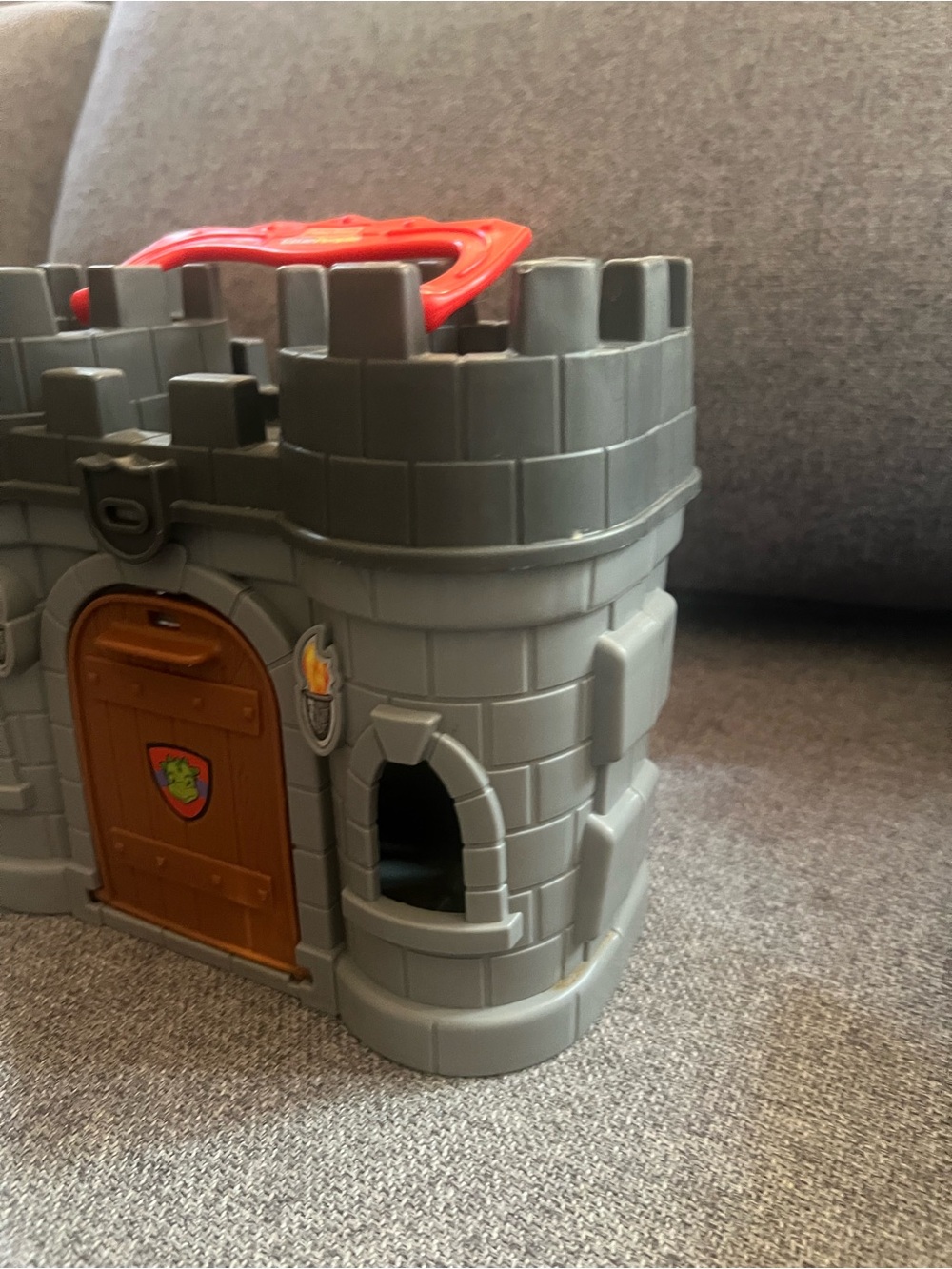 Fisher Price Little People 2009 Play N’ Go Little Castle Carry Case - Picture 2 of 5